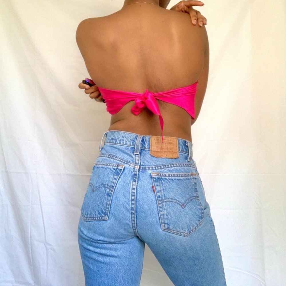 🦋 550 light wash Levi's Tappered leg mom jeans 🦋